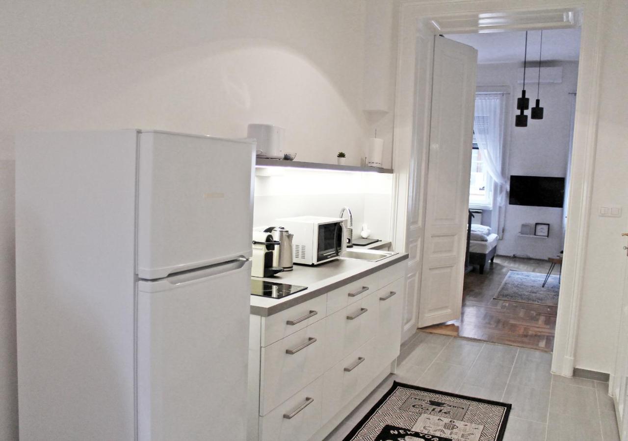 Apartament Luxury New Cozy Flat At Dob Street Nearby Gozsdu Court Budapeszt Zewnętrze zdjęcie