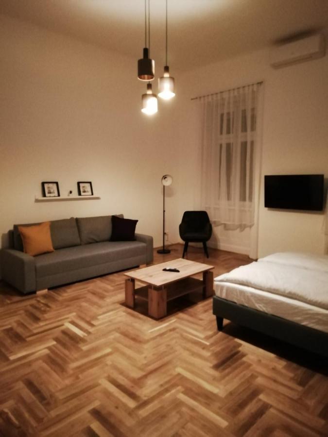 Apartament Luxury New Cozy Flat At Dob Street Nearby Gozsdu Court Budapeszt Zewnętrze zdjęcie